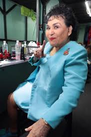 Cuando no sepas que decir, deja que carmen lo diga por ti. Una Vida En Los Escenarios Ha Sacado A Carmen Salinas De La Depresion