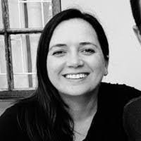 Carmen Kincaid's Instagram, Twitter & Facebook