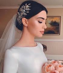11 The Knot Lookbook Wedding Dresses Gallery In 2020 Wedding Hair Inspiration Bride Hairstyles Wedding Dress Gallery