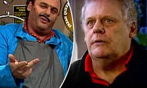 Con The Fruiterer actor Mark Mitchell, 65, hits back at 'cancel culture'