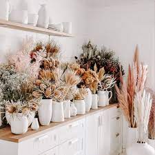 Varieties of edible flowers may include: Where To Buy Dried Flowers And What You Need To Know About Them
