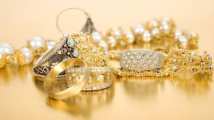 Joyas de oro y piezas de alta joyería