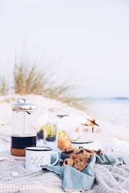 Kaffee Am Strand Tipps Fur Die French Press Und Ein Rezept Fur Kaffee Nuss Cookies Mit Tonkabohne Titatoni Kaffee Liebe Strand Picknick Kaffee