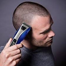 Wer einen komplizierten oder aufwändigen haarschnitt möchte, sollte sich aber doch lieber in haare schneiden für männer. Haare Selber Schneiden Mit Haarschneidemaschine