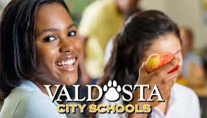 Wiregrass dedicates new building to Sue, Stanley Cox