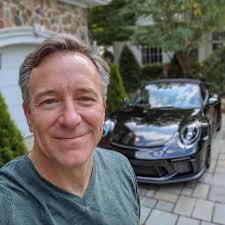 I m not handsome 🥰 But at least I m real person 🥰 Am from London