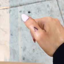 In the last year alone, the positions singer revealed two big butterfly tattoos, the word baby on her arm, a lotus flower on her palm, and more. Tattooed Heart Polnyj Gid Po Tatuirovkam Ariany Grande Www Ellegirl Ru