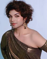 Thank you so much everyone for your love and support. Finally, we hit 1  million followers