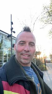 Ser Du Humoren Daniel: En Nyhed om Traume Bearbejdning