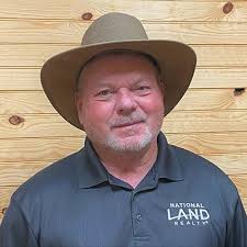 Land Professionals & Brokers in Missouri to Buy & Sell Land