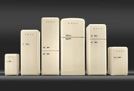 Resultat De Recherche D Images Pour Frigo Retro Smeg Noir Smeg Smeg Kitchen Smeg Refrigerator
