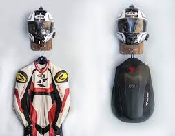Porte Casque Moto Top 5 Des Meilleurs Portes Casque Pour Moto Porte Casque Moto Casque Moto Porte Casque