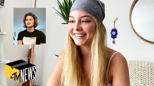 We would like to show you a description here but the site won't allow us. Chase Stokes Madelyn Cline On Outer Banks Fan Base Relationships Mtv News Youtube