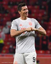 Dù bị đánh giá thấp nhưng ba lan vẫn còn một tia hi vọng mang tên robert lewandowski, người sẽ nâng tầm đôi cánh của đại bàng trắng tại đấu trường. Espn Fc Robert Lewandowski Has Now Scored 40 Goals For The Sixth Consecutive Season 15 16 42 In 51 Games 16 17 43 In 47 Games 17 18 41 In 48 Games 18 19 40 In 47 Games 19 20 55 In 47 Games 20 21 42 In 36 Games Incredible Consistency