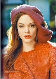 She later got admission to the nova alternative high school. Rose Mcgowan Photo Rose Mcgowan Rose Mcgowan Beautiful Women Celebrities