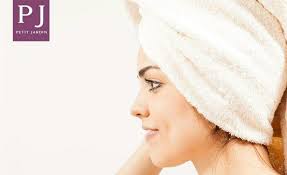 قومي بوضع فوطة على الشعر بعد الاستحمام لمدة ساعتين تقريبا ولا تستخدمي مجفف الشعر بعد الاستحمام حتى لا يتقصف شعرك ماسك صحة جمال تغذية