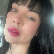 Elisa Borunda's Instagram, Twitter & Facebook