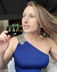 Gemma Nice of The Relationship Coach & Easyoga On How to Recover From Being  a People Pleaser