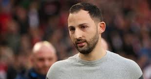 Mark van bommel gehört zum kreis der kandidaten. Schalke 04 Mogliche Co Trainer Kandidaten Fur Domenico Tedesco German Site