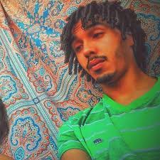 Chester Randall's Instagram, Twitter & Facebook