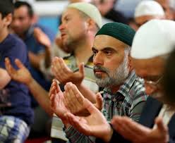 Peki teravih namazı nasıl kılınır? Teravih Namazi Kac Rekat Nasil Kilinir Son Dakika Haberler