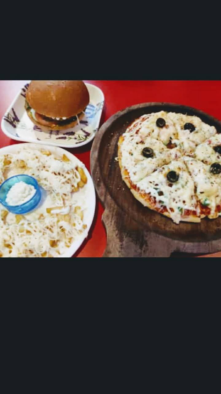 Veg Pizza product image