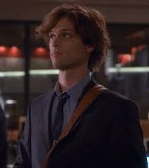 Call Out My Name When I Kiss You So Gently Pin By Amanda Padilla On Nerd In 2020 Matthew Gray Gubler Matthew Gray Spencer Reid Criminal Minds