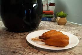 Cooking Frozen Corn Dogs In Air Fryer Quicker Than In An Oven Recipe Air Fryer Recipes Corn Dogs Air Fryer Oven Recipes