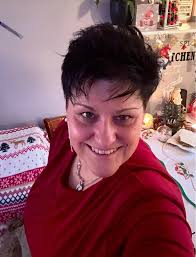 PĄCZKI Składniki: ✓ 100 ml mleka roślinnego lub krowiego ✓ 50 g drożdży ✓  50 g cukru lub erytrolu ✓ 400 g mąki orkiszowej ✓ 3 jaja ✓ 200 ml oleju  rzepakowego