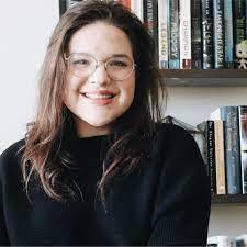 Caroline Cone's Instagram, Twitter & Facebook