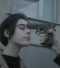 With tenor, maker of gif keyboard, add popular edgy animated gifs to your conversations. Grunge Girls Images On Favim Com