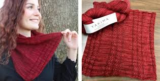 For the knit stitch, the needle with the cast on stitches should be in the left hand. Spiral Knitted Ribbed Cowl Free Knitting Pattern