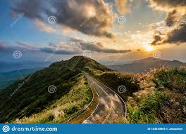 646.963 imágenes gratis de naturaleza. Paisajes Montanosos Al Atardecer Imagen De Archivo Imagen De Colina Oscuridad 163544905