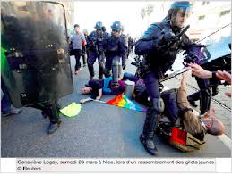 Elle occulte la cohésion qui s'est opérée pacifiquement entre marche verte, marche jaune et marche contre les violences policières. Synthese Et Prospective Du Maintien De L Ordre A La Francaise Pour Une Desescalade Le Club De Mediapart