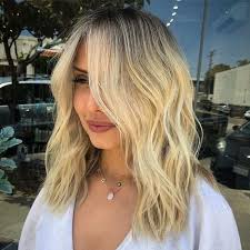 Here are some of the sexiest medium length hairstyles on the planet! 25 Lustrous Blonde Hairstyles For Medium Length Hair 2020