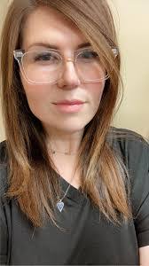 Amber Hall's Instagram, Twitter & Facebook