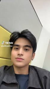 @pinktrs's video Tweet