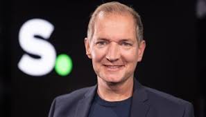 Play 4 pakt tijdens EK-voetbal uit met dagelijkse talkshow/podcast MIDMID