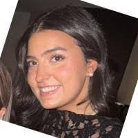 Danielle Keeling's Instagram, Twitter & Facebook