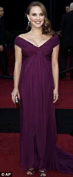 Natalie Portman I Smoked Weed In College But I M Too Old Now Daily Mail Online
