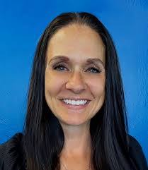 Alissa Carpenter's Instagram, Twitter & Facebook