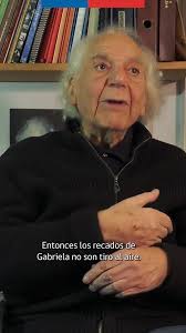 En el día en que recordamos el nacimiento de Gabriela Mistral, Claudio di  Girolamo nos habla del recado que ella da a los/as profesores/as. , El 7 de  abril de 1889 nació en Vicuña, Lucila Godoy ...