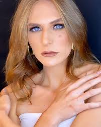 Monique Bouvier's Instagram, Twitter & Facebook