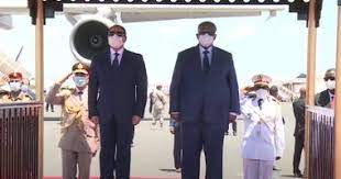 تقع على الشاطئ الغربي لمضيق باب المندب، وتحدها إريتريا من الشمال وإثيوبيا من الغرب والجنوب والصومال. Ù…Ø±Ø§Ø³Ù… Ø§Ù„Ø§Ø³ØªÙ‚Ø¨Ø§Ù„ Ø§Ù„Ø±Ø³Ù…ÙŠØ© Ù„Ù„Ø±Ø¦ÙŠØ³ Ø§Ù„Ø³ÙŠØ³Ù‰ Ù„Ø¯Ù‰ ÙˆØµÙˆÙ„Ù‡ Ø¬ÙŠØ¨ÙˆØªÙ‰ ÙÙŠØ¯ÙŠÙˆ Ø§Ù„ÙŠÙˆÙ… Ø§Ù„Ø³Ø§Ø¨Ø¹