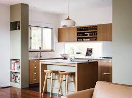 Take a tour of this wonderful eclectic home and see how blending styles that shouldn't 'work' can create the most stylish of rooms 18 Remarkable Mid Century Modern Kitchen Designs For The Vintage Fans Mid Century Modern Kitchen Design Mid Century Modern Kitchen Interior Design Kitchen
