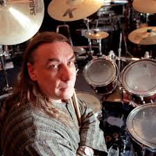 Happy 76th Birthday master Bill Ward. 🎂🥁