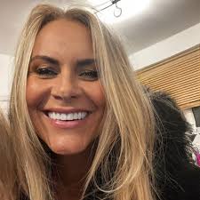 Please help… I truly hope someone can give me an opinion and opinion only  as I am getting nowhere and keep going in circles with everyone with this.  To me it's strange.