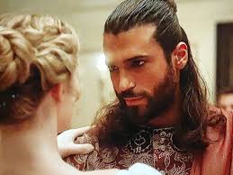 Vivere negli schemi è una pura follia, ma chi non smette di sognare anche  solo per un istante merita di vivere una grande avventura. (Silvia  Zoncheddu) Domani sera avremo nuovamente la possibilità