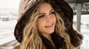 Emily Checketts's Instagram, Twitter & Facebook