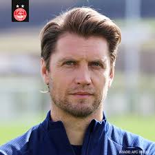 🔴 Welcome to Aberdeen FC, Allan Russell. #StandFree